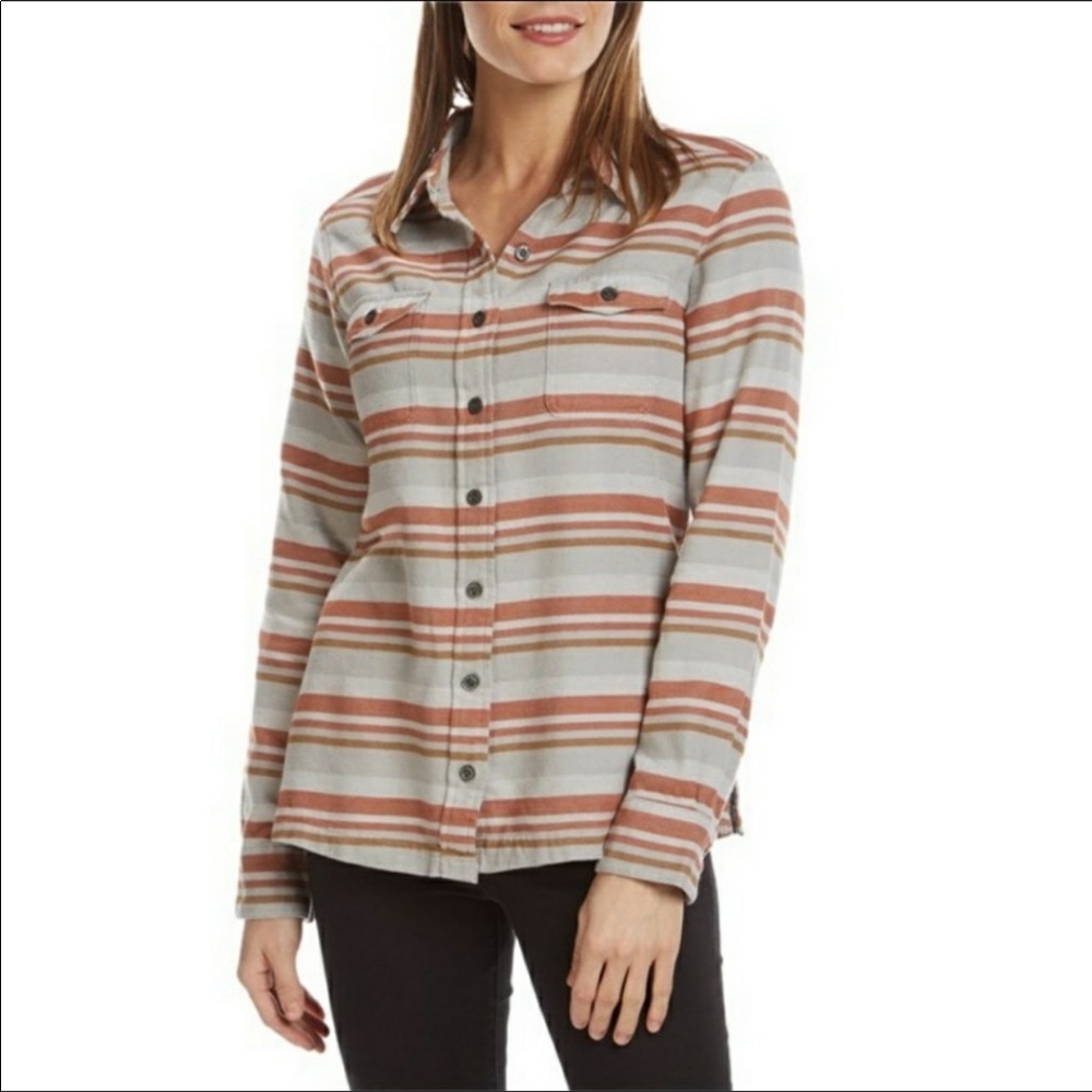 Patagonia Women’s Fjord Flannel. Size 10